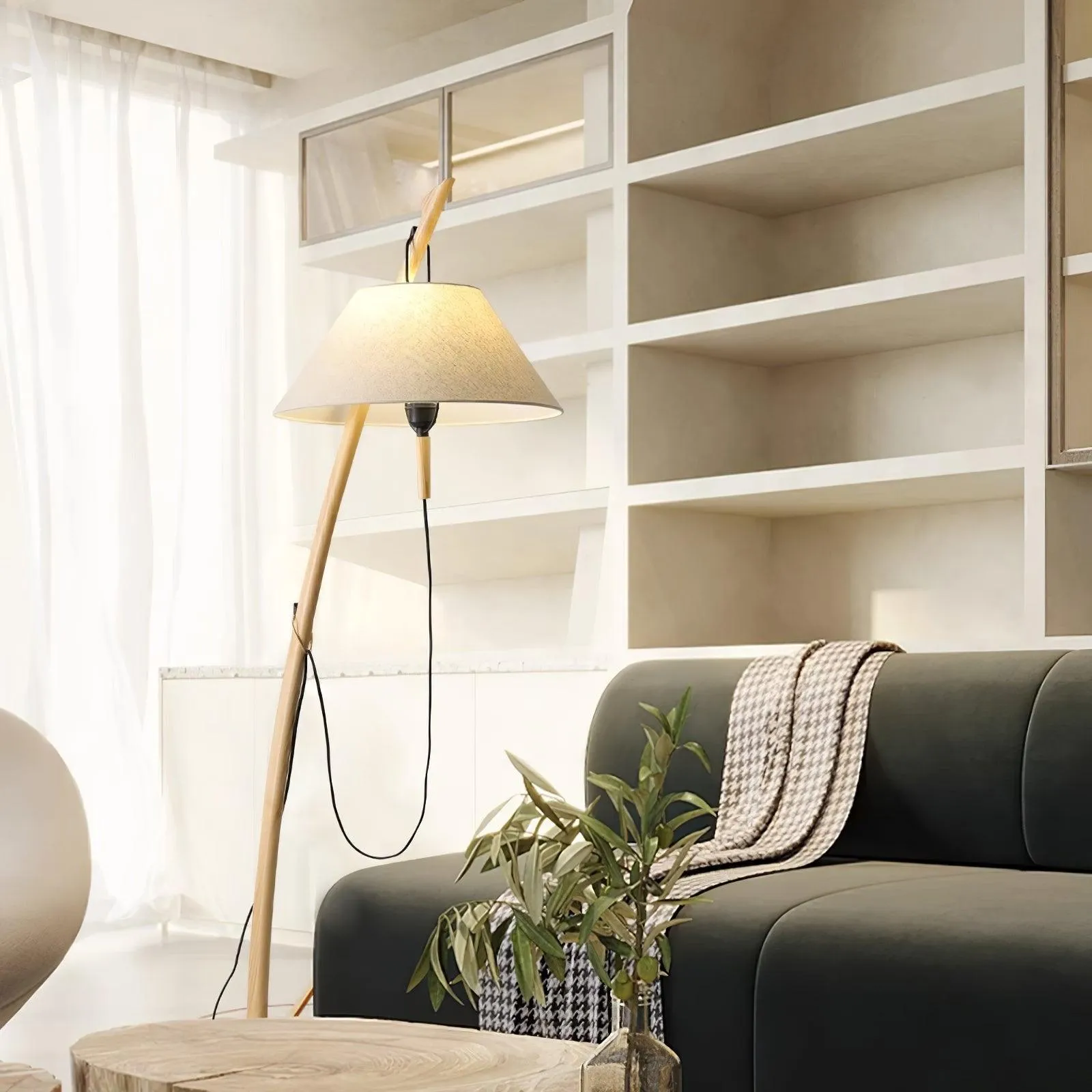 Dornstab Floor Lamp