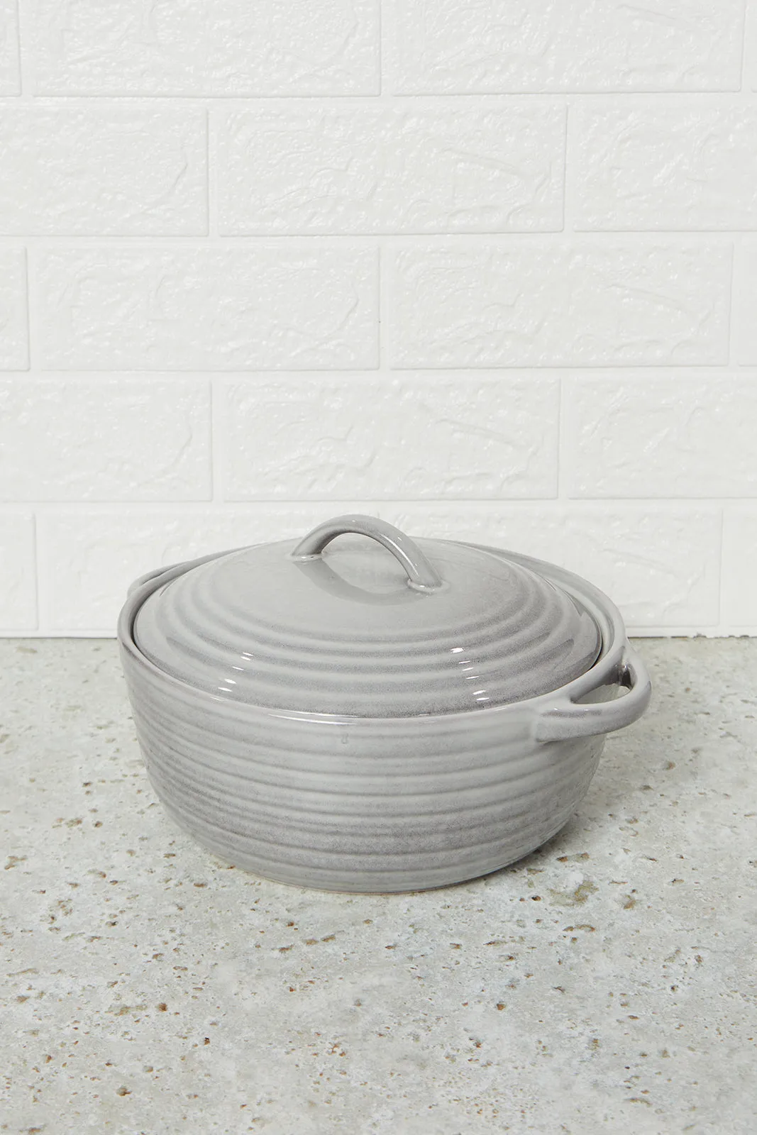 Grey Round Casserole With Lid