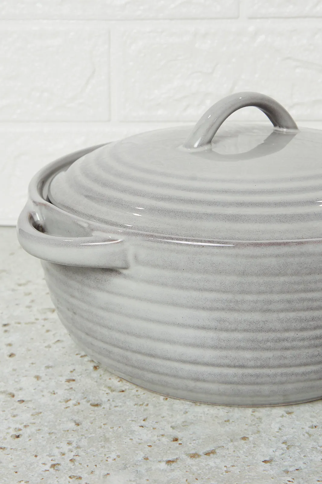 Grey Round Casserole With Lid