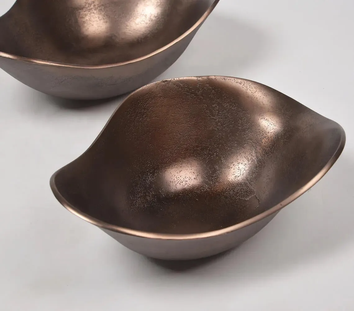 Lacquered Aluminium Abstract Decor Dishes (set of 2)