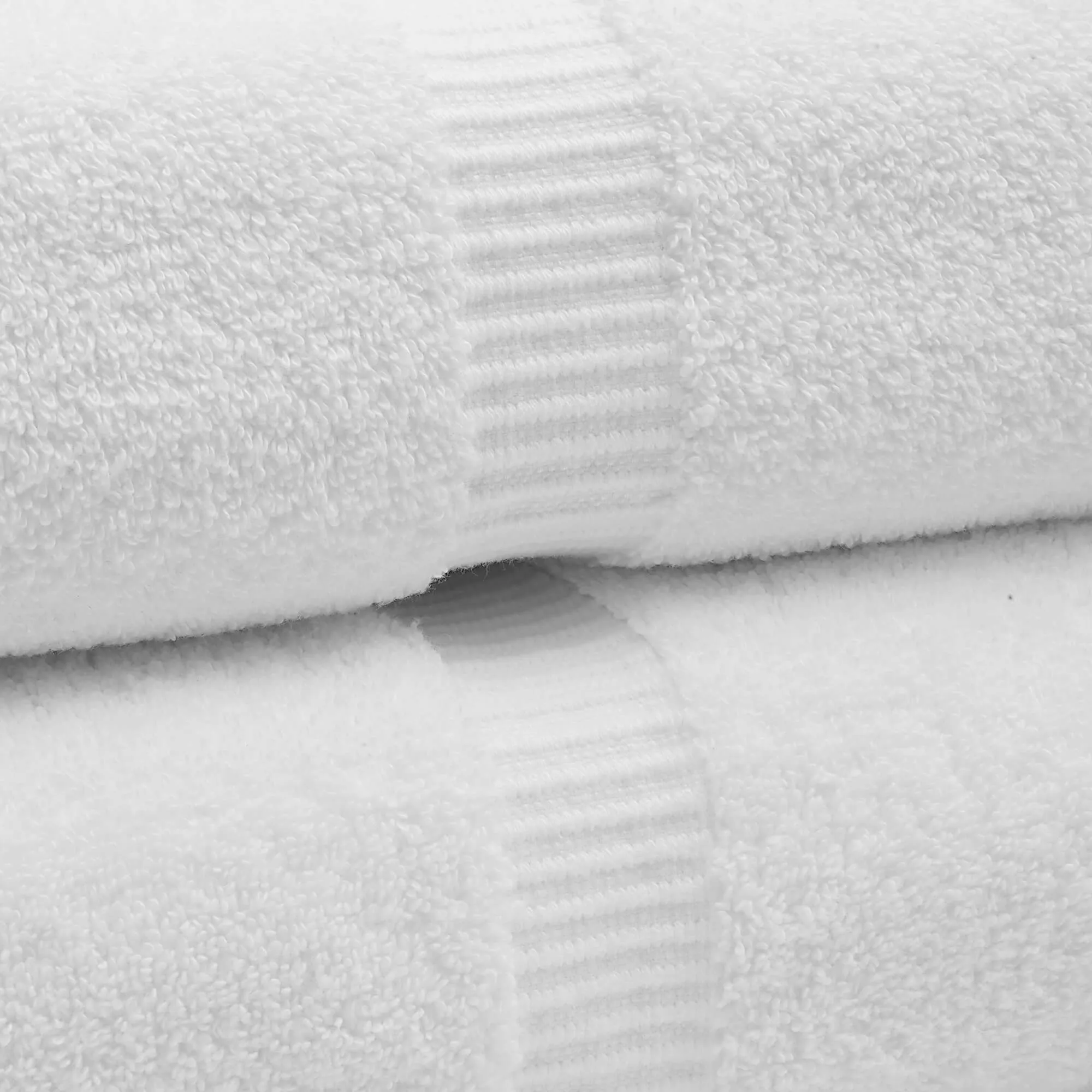 Luxury Hotel Collection Bath Towels (700GSM) - 100% Combed Cotton - 6 Pcs