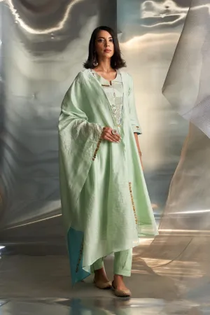 Mis'r Embroidered Flared Kurta Set